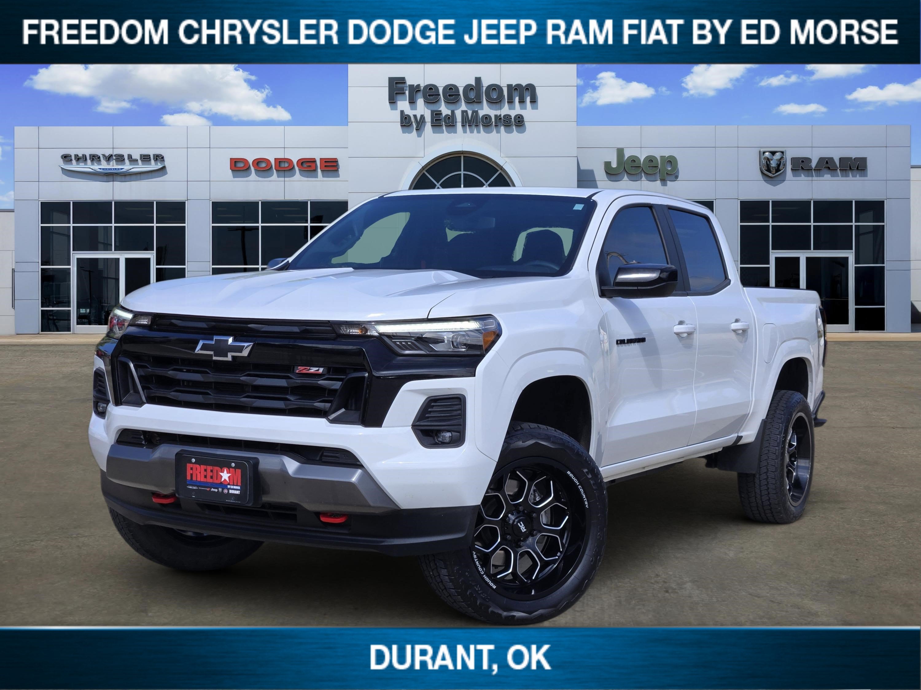 2024 Chevrolet Colorado 4WD Z71 in Summit White — front three-quarter view